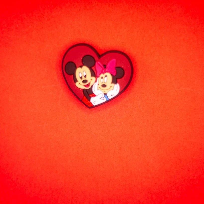 Plastic Heart Mickey and Minnie